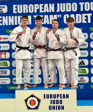 Zgodovinski uspeh za moški judo v Kamniku – Leon Adrović podprvak evropskega kadetskega pokala v Mariboru (4)